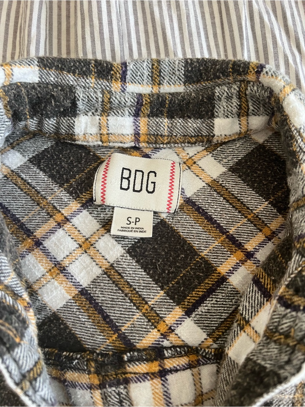 Urban Outfitters Plaid Flannel - Picture 3 of 3
